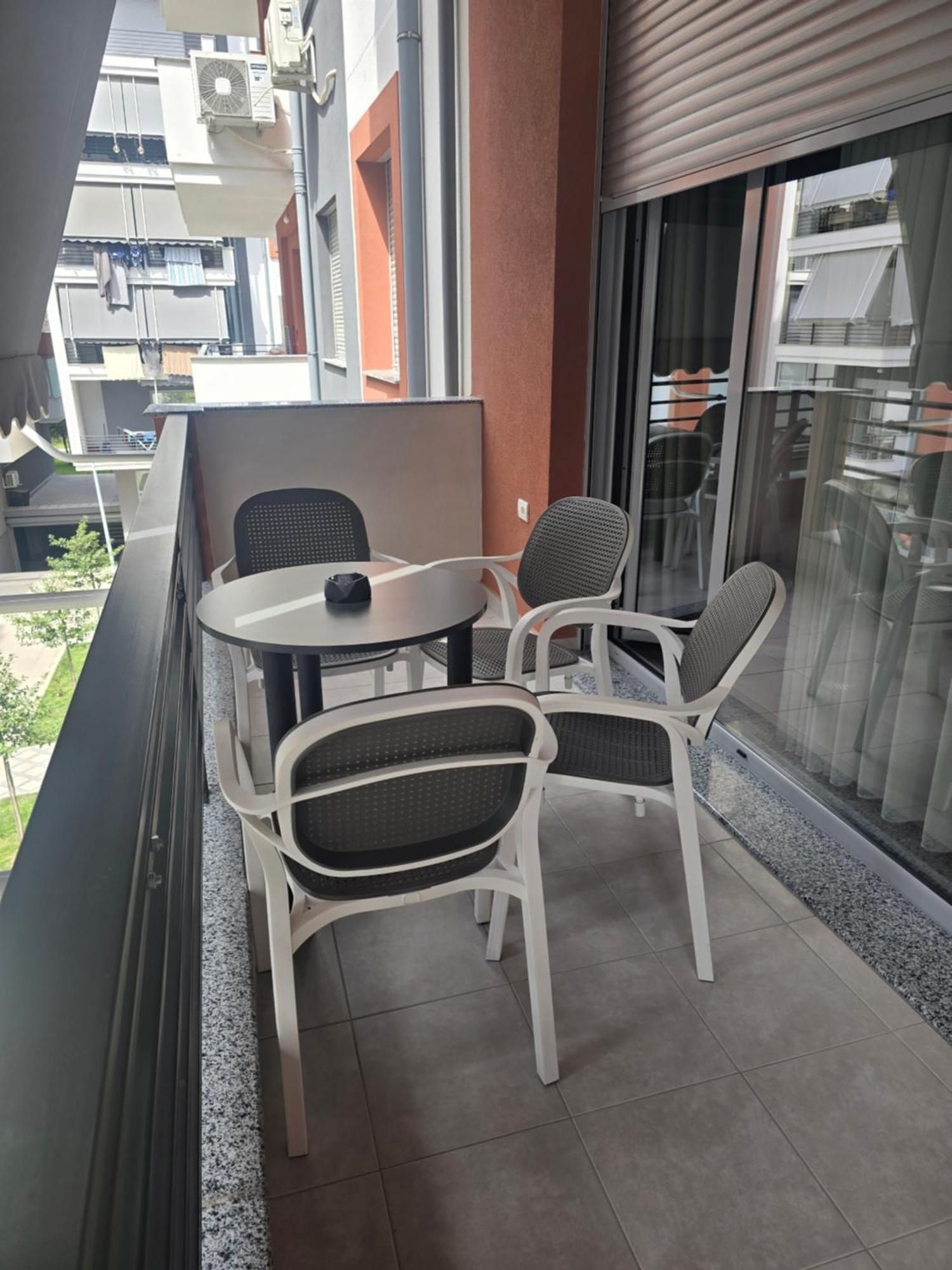 Riar Apartaments Корча Екстер'єр фото